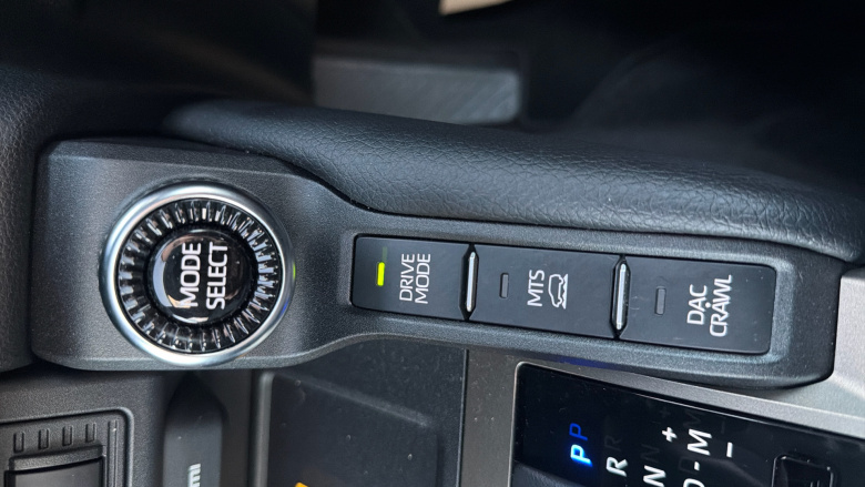 Toyota Land Cruiser 2.8 D-4D 204 Invincible 5dr Auto [7 Seat] Diesel Station Wagon